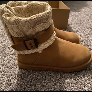 Ugg Women’s Cassidee Boots Chestnut Size 7